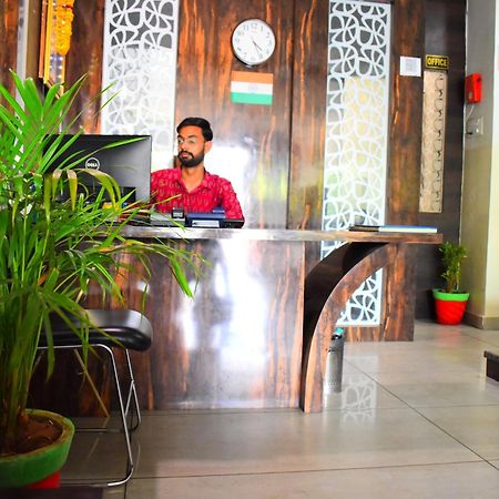 Hotel Vandana Palace كوتا المظهر الخارجي الصورة